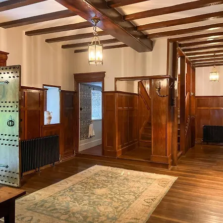 Σπίτι διακοπών Daweswood, Patterdale, Characterful With Fairy Tale Garden And Fell Walks From The Door *