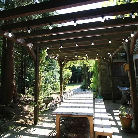 Daweswood, Patterdale, Characterful With Fairy Tale Garden And Fell Walks From The Door Patterdale