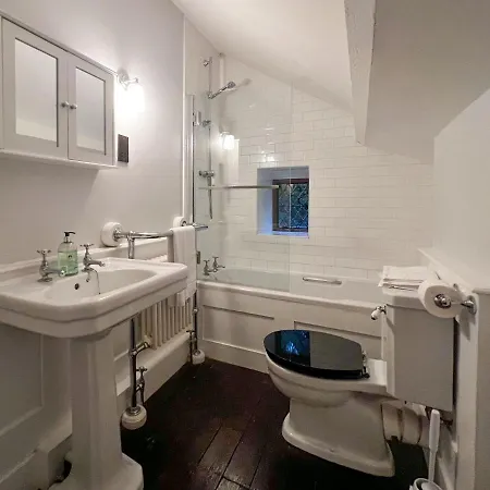 Daweswood, Patterdale, Characterful With Fairy Tale Garden And Fell Walks From The Door *