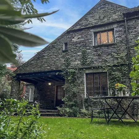 Daweswood, Patterdale, Characterful With Fairy Tale Garden And Fell Walks From The Door Feriehus