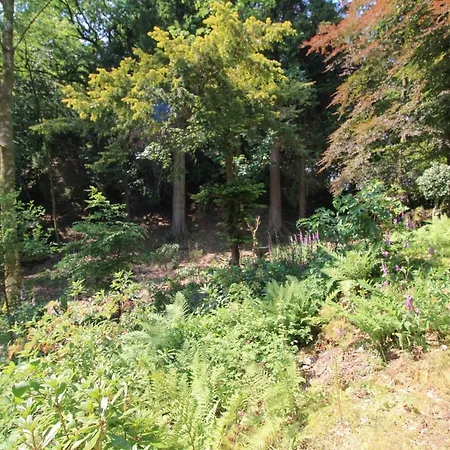 Daweswood, Patterdale, Characterful With Fairy Tale Garden And Fell Walks From The Door Holiday home Patterdale