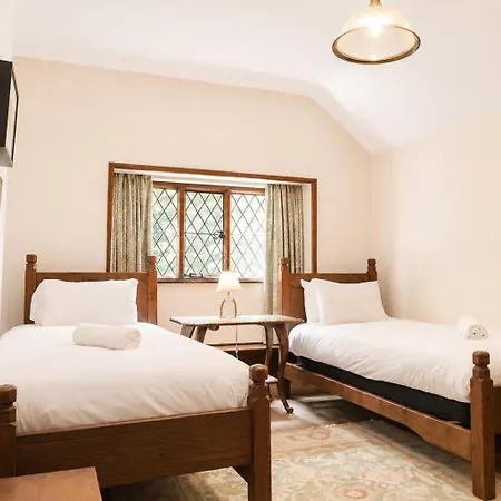 Daweswood, Patterdale, Characterful With Fairy Tale Garden And Fell Walks From The Door