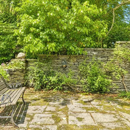 Daweswood, Patterdale, Characterful With Fairy Tale Garden And Fell Walks From The Door