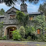 펜션 Daweswood, Patterdale, Characterful With Fairy Tale Garden And Fell Walks From The Door