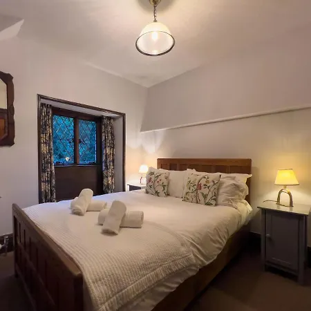 Дом отдыха Daweswood, Patterdale, Characterful With Fairy Tale Garden And Fell Walks From The Door Паттердейл